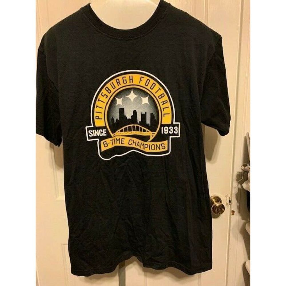 PITTSBURGH FOOTBALL 6-TIME CHAMPIONS SIZE LARGE T-SHIRT